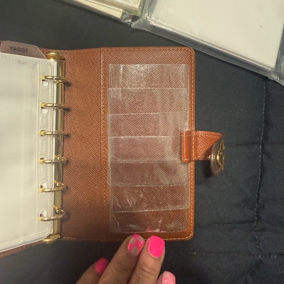 Louis Vuitton Monogram Agenda PM Day Planner Cover - Picture 8 of 13